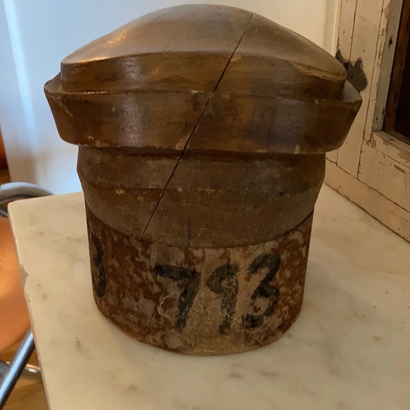 1800’s Hat Mold